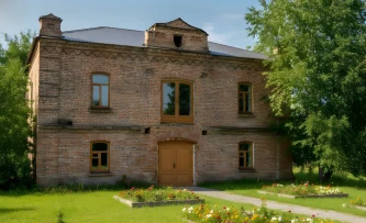 Нежилое здание (Пакгауз), площадью 101,2 кв. м, Красноярский край,  г. Енисейск, пер. Партизанский, д. 16